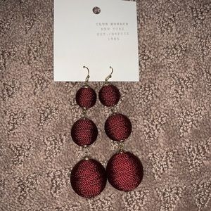 Club Monaco burgundy bauble shine earrings NWT